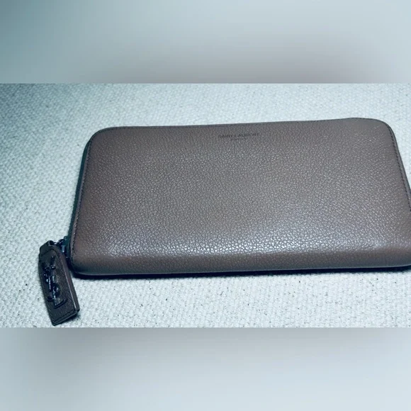 Auth Yves Saint Laurent YSL Zip Around Wallet - Picture 13 of 16